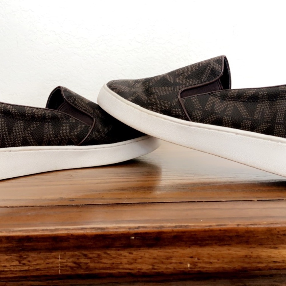 Micheal Korea Slip Ons